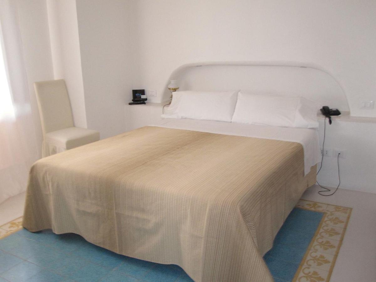 Santa Marina Antica Foresteria 4*